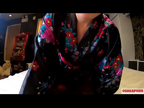 ❤️ Jong cosplay-meisie hou van seks tot orgasme met 'n spuit in 'n perdevrou en 'n blowjob. Asiatiese meisie met harige poes en pragtige tiete in tradisionele Japannese kostuum in amateurvideo wat masturbasie met fokspeelgoed wys. Sakura 3 OSAKAPORN. ️❌ Mooi pornografie by ons ️❤