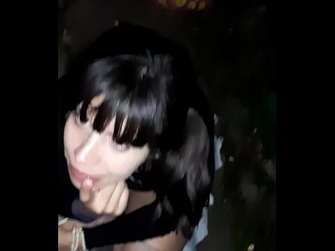 ❤️ Op straat geswelde penis in ruil vir lekkergoed ️❌ Mooi pornografie by ons ️❤