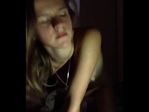 ❤️ ’n Meisie masturbeer en kom klaar ️❌ Mooi pornografie by ons ️❤